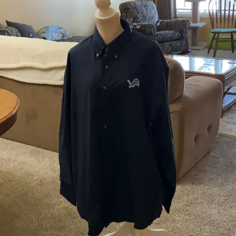 Cutter & Buck Navy Casual Button Down Shirt